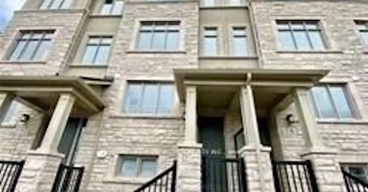 6 Royal Aberdeen Road, Markham, ON, L6C 0J9
