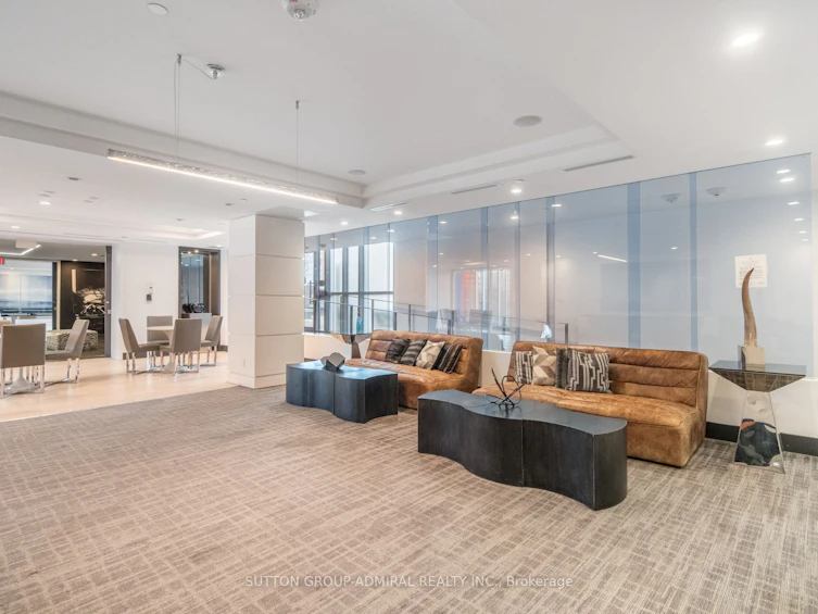 813-9471 Yonge Street, Richmond Hill, ON, L4C 0Z5 - 25