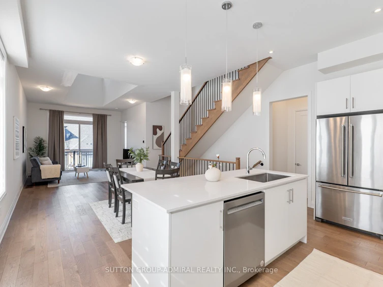 2 Lois Torrance Trail, Uxbridge, ON, L9P 0R9