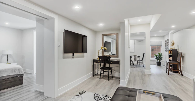 Lower-12 Tower Court, Bradford West Gwillimbury, ON, L3Z 2V2 - 8