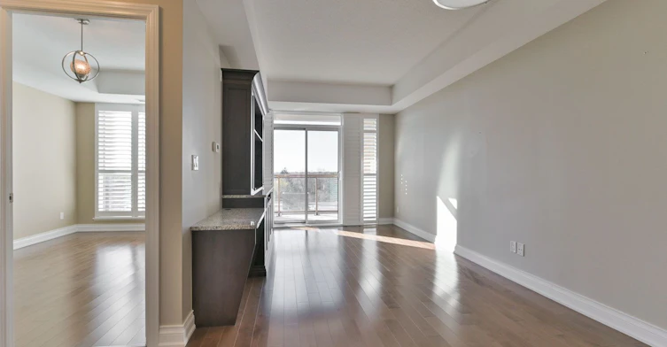 604-68 Main Street N, Markham, ON, L3P 0N5 - 9