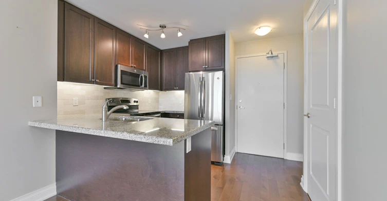 604-68 Main Street N, Markham, ON, L3P 0N5 - 5