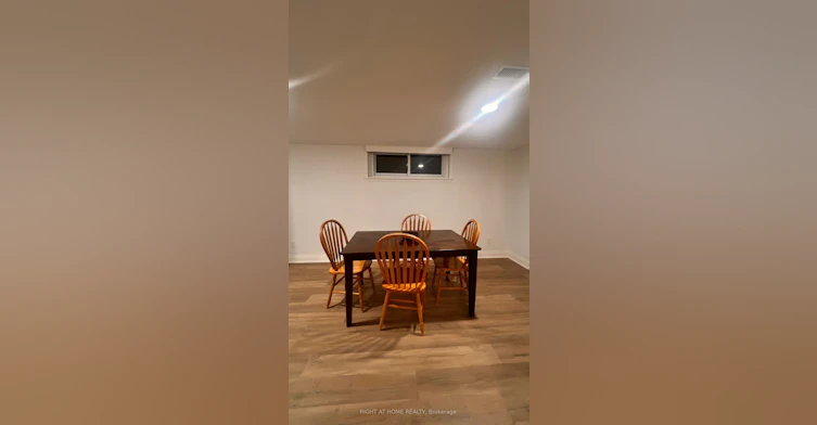 107 Cherrywood Drive, Newmarket, ON, L3Y 2X6 - 12