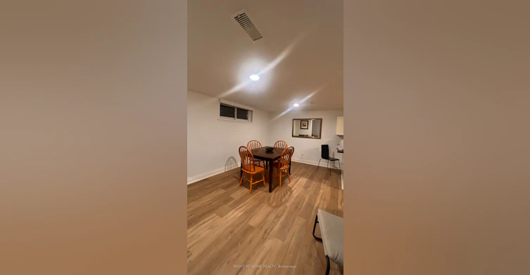 107 Cherrywood Drive, Newmarket, ON, L3Y 2X6 - 5