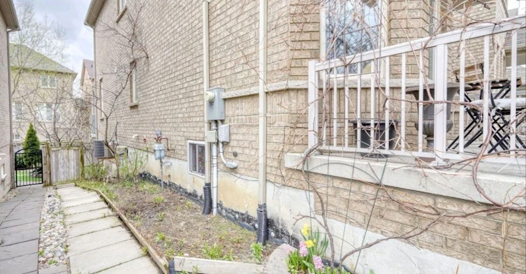 Basement-20 Seiffer Crescent, Richmond Hill, ON, L4E 0J1 - 2