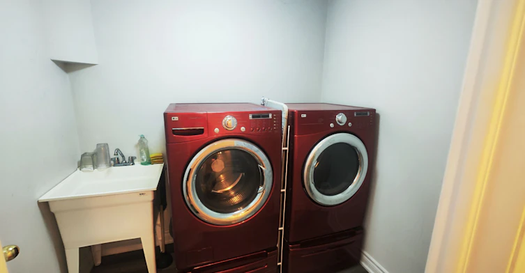5 Southvale (Basement) Drive, Vaughan, ON, L6A 0X2 - 11