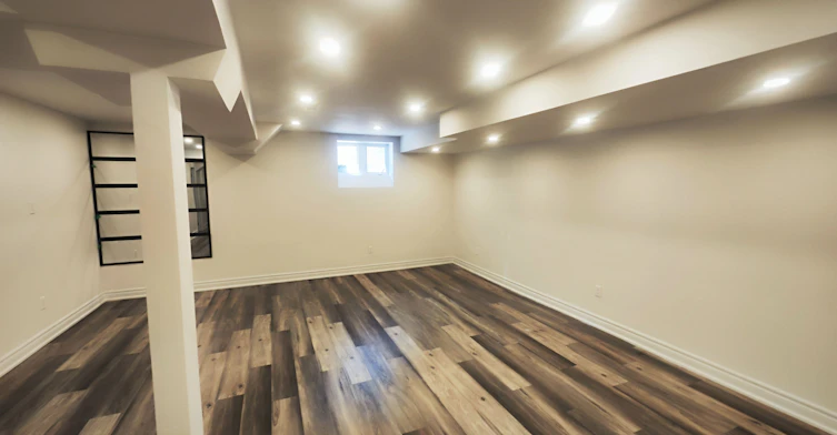 5 Southvale (Basement) Drive, Vaughan, ON, L6A 0X2 - 3