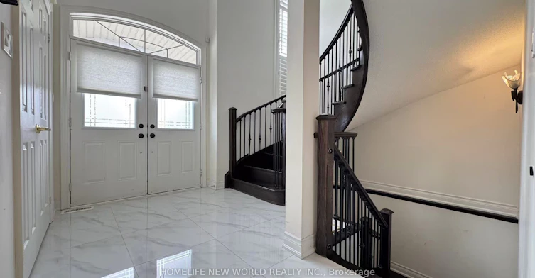 114 Hua Du Avenue, Markham, ON, L6C 0P9 - 2