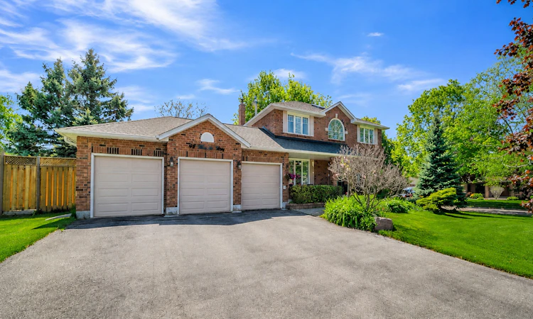 48 Maple Way