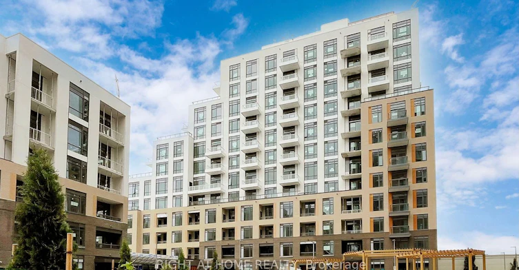 202-8 Beverly Glen Boulevard, Vaughan, ON, L4J 0L5