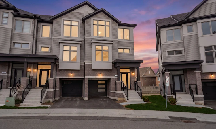 48 Brandon Crescent