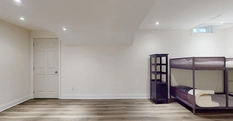 1 Sarah Jane Court, Markham, ON, L3P 4A6 - 31