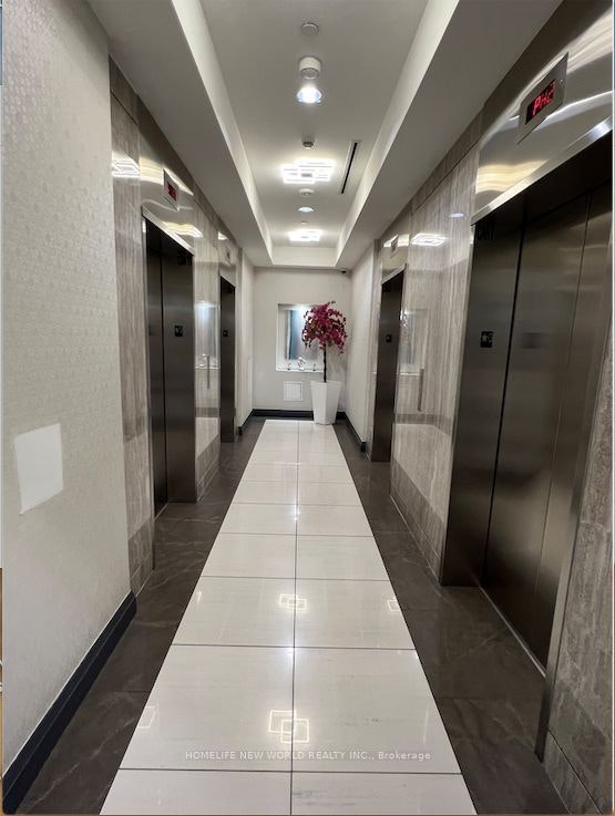 429-7161 Yonge Street, Vaughan, ON, L3T 0C8 - 7