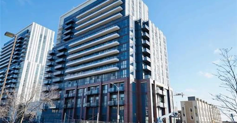 811-10 Honeycrisp Crescent, Vaughan, ON, L4K 0M7