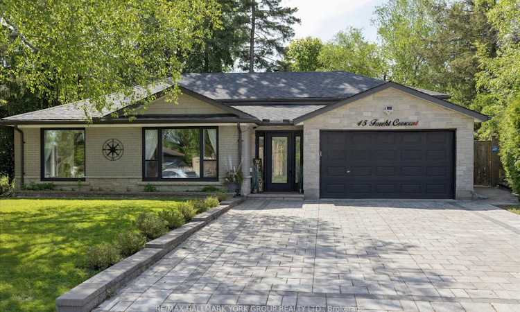 45 Foreht Crescent