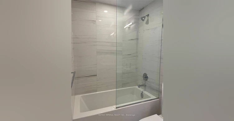 806-10 Honeycrisp Crescent, Vaughan, ON, L4K 0M7 - 20