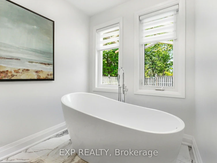 32 Farley Circle, Georgina, ON, L0E 1S0 - 25