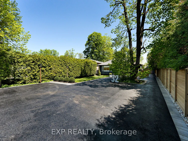 32 Farley Circle, Georgina, ON, L0E 1S0 - 6
