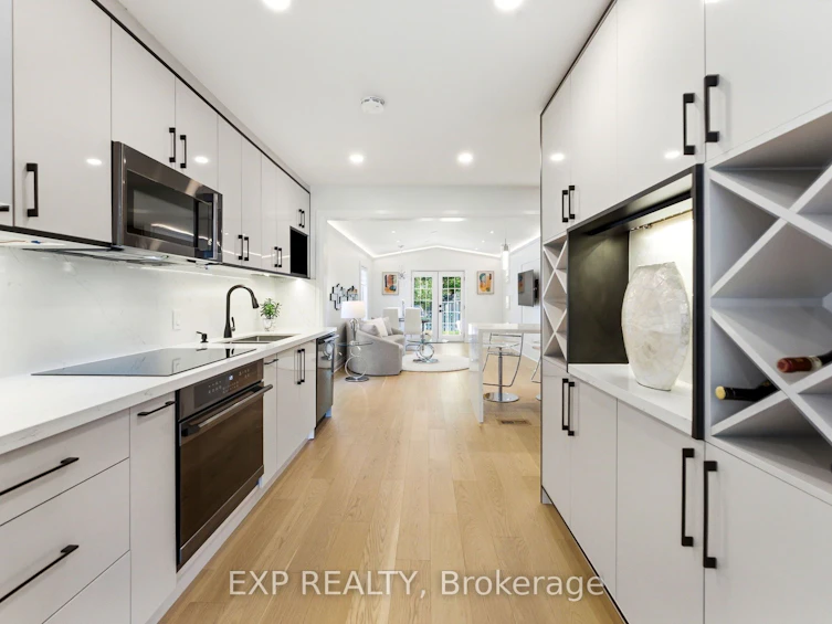 32 Farley Circle, Georgina, ON, L0E 1S0 - 12