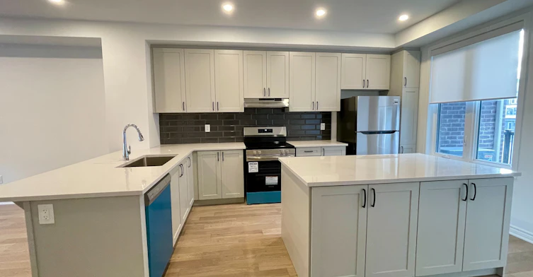 82 Avani Avenue, Markham, ON, L6C 1L2 - 10