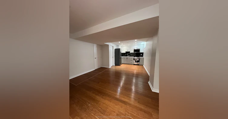 74 Bulmer Crescent, Newmarket, ON, L3X 3K1 - 3
