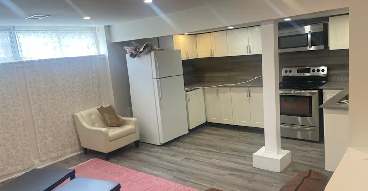 LOWER-61 Aurora Heights Drive, Aurora, ON, L4G 2W6 - 18