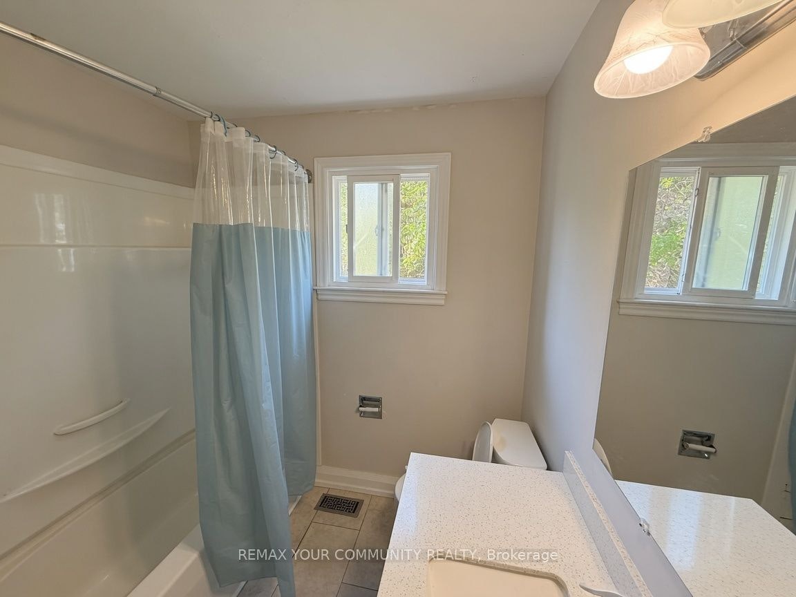 77 Beswick Drive, Newmarket, ON, L3Y 1E8 - 15
