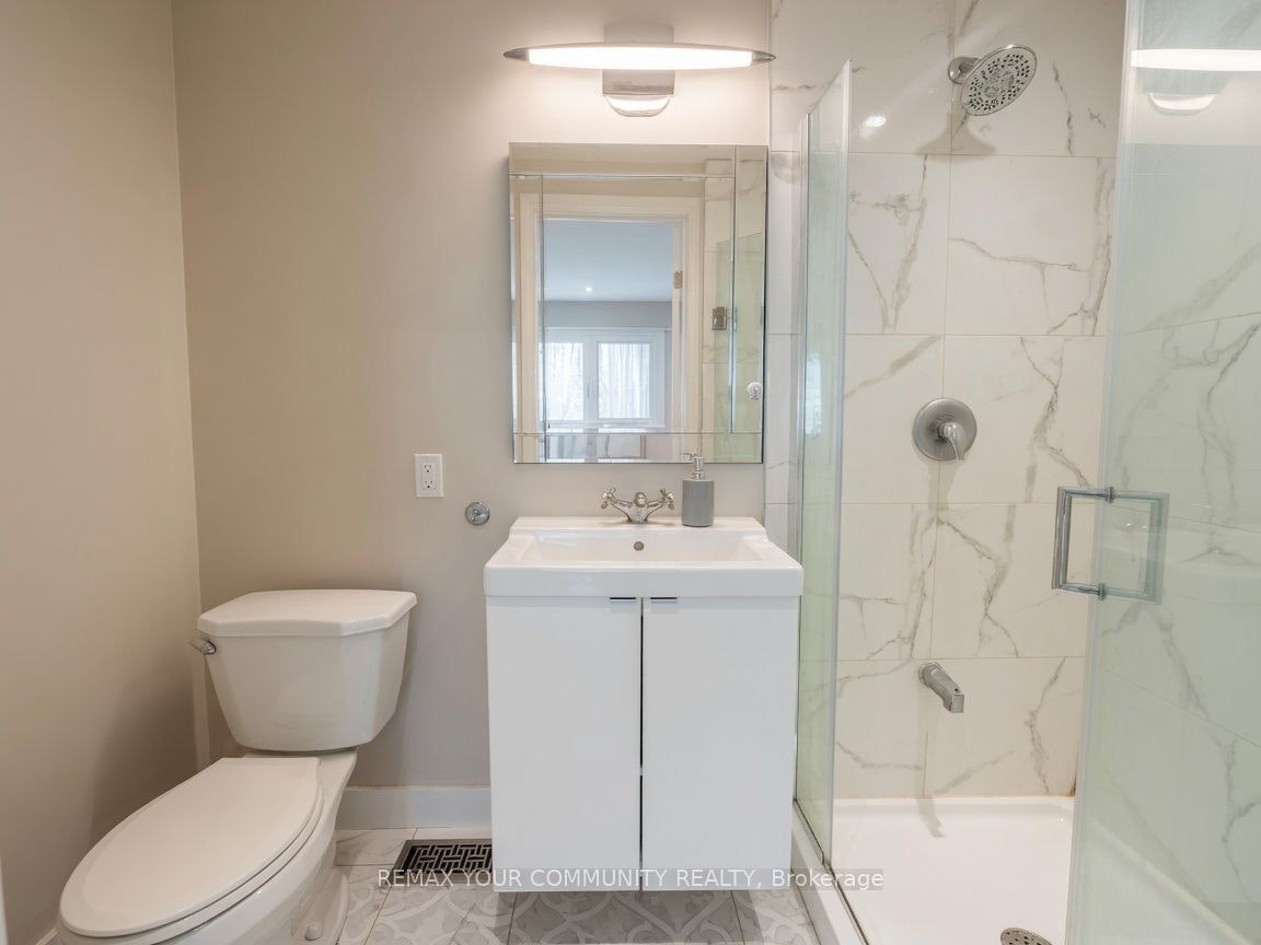 77 Beswick Drive, Newmarket, ON, L3Y 1E8 - 12