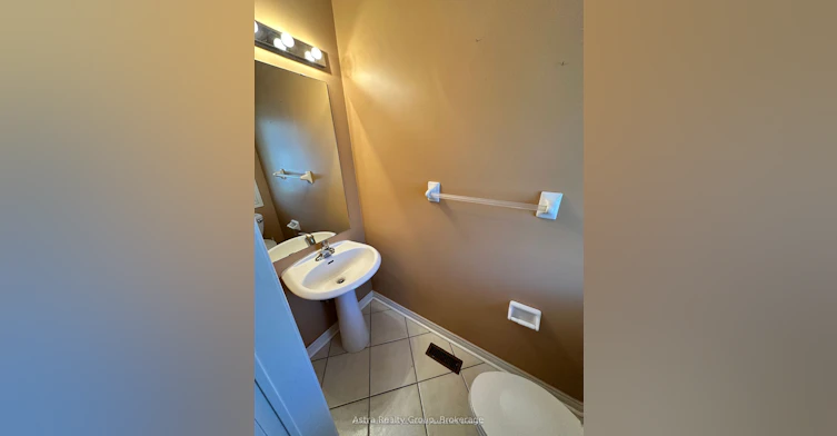 141 Foxchase Avenue, Vaughan, ON, L4L 9H3 - 4