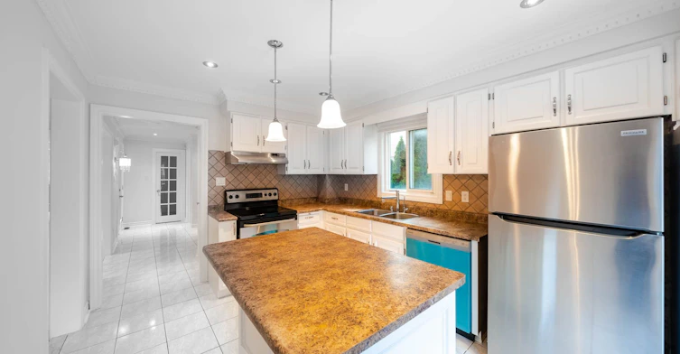 79 Governor Crescent, Vaughan, ON, L4L 5G8 - 11
