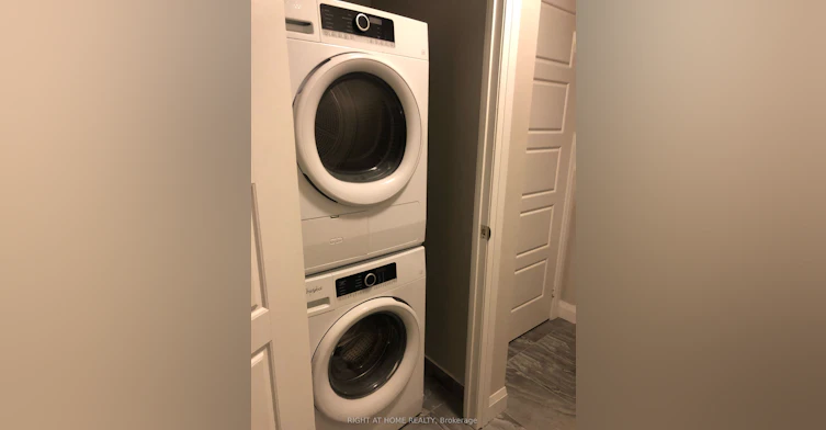 608-25 Water Walk Drive, Markham, ON, L6G 0G3 - 15