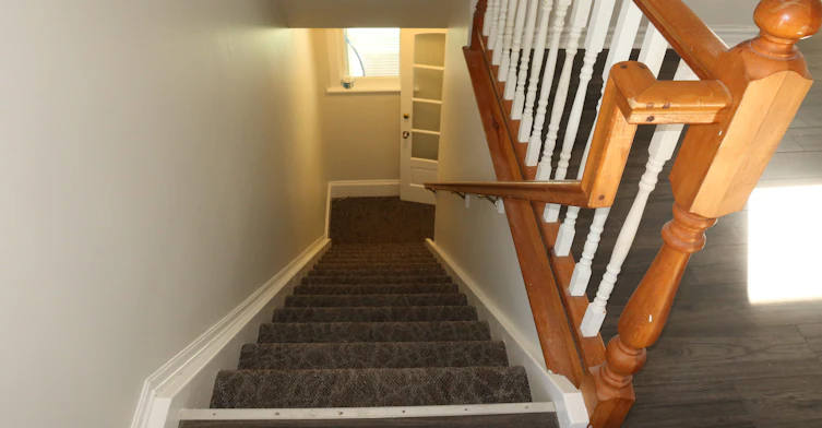 6336 Main Street, Whitchurch-Stouffville, ON, L4A 1G9 - 2