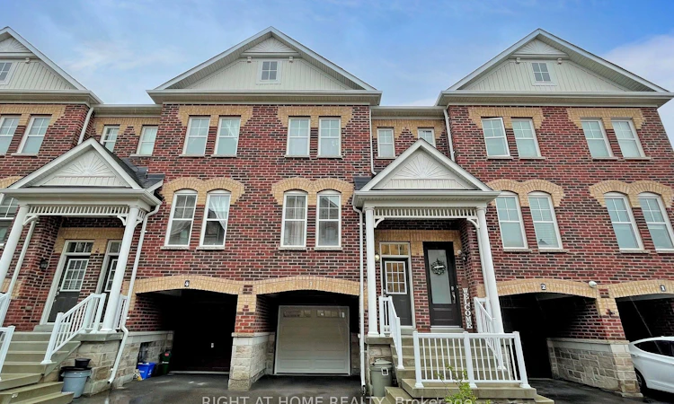 3-10 Porter Avenue W