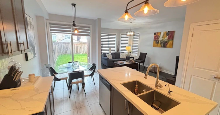 3 Frederick Pearson Street, East Gwillimbury, ON, L9N 0R9 - 12