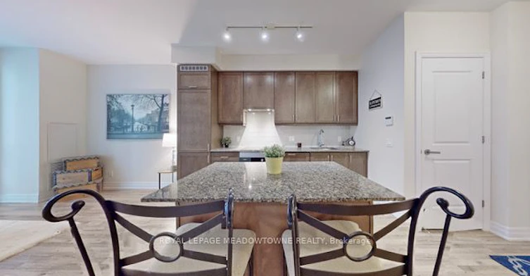 208-9085 Jane Street, Vaughan, ON, L4K 0L8 - 11