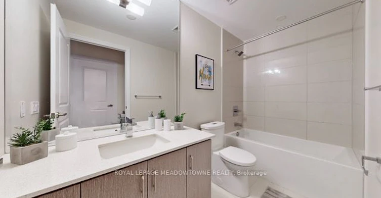 208-9085 Jane Street, Vaughan, ON, L4K 0L8 - 20