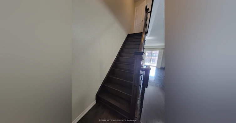 11 Valliere Drive, Markham, ON, L6C 0M7 - 10