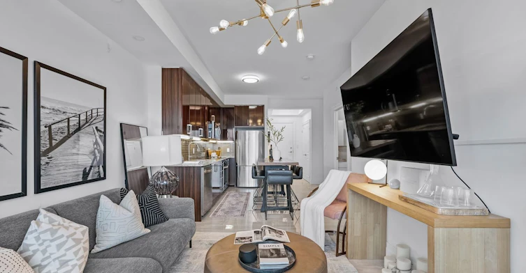 1610A-9608 Yonge Street, Richmond Hill, ON, L4C 0X4 - 9