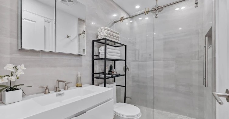 1610A-9608 Yonge Street, Richmond Hill, ON, L4C 0X4 - 12