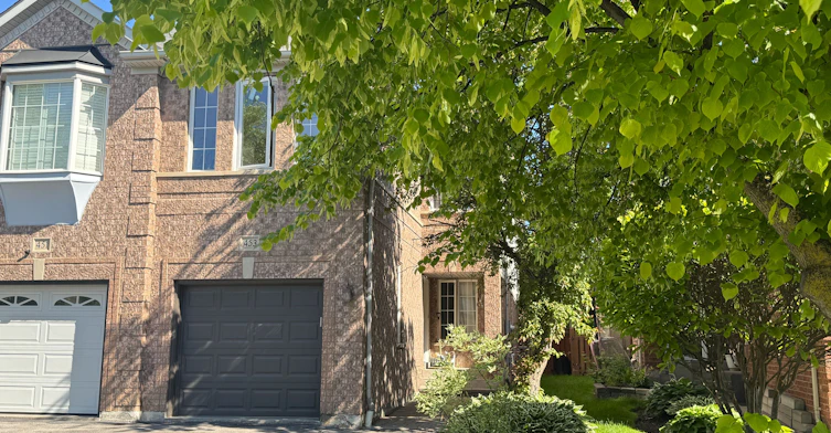 453 Heddle Crescent, Newmarket, ON, L3X 2J4