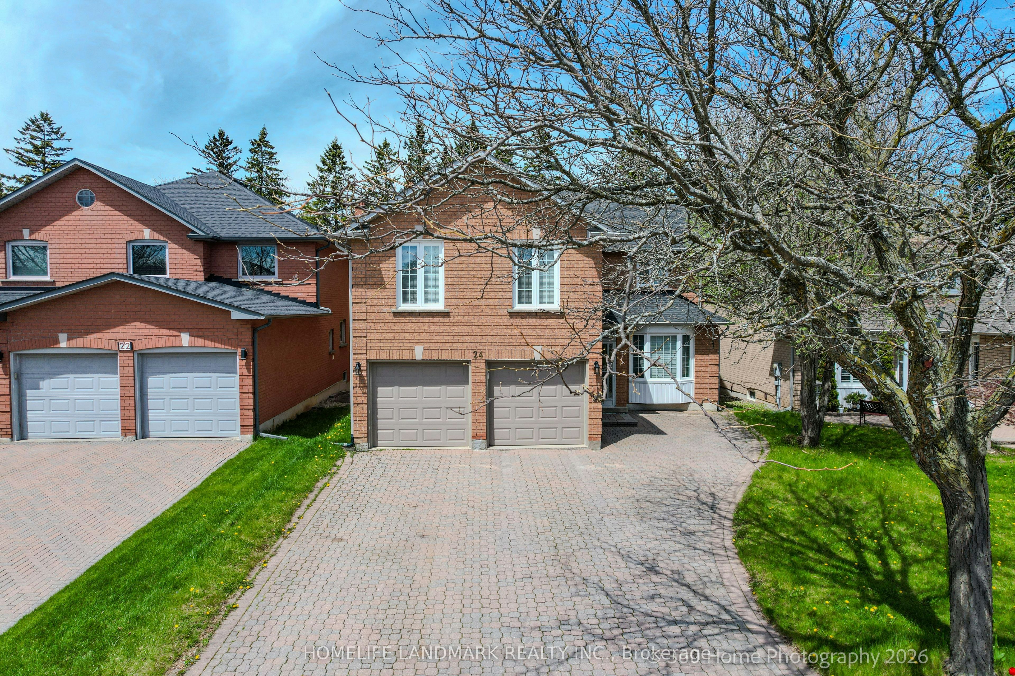 24 Loyal Blue Crescent, Richmond Hill, ON, L4S 1A3