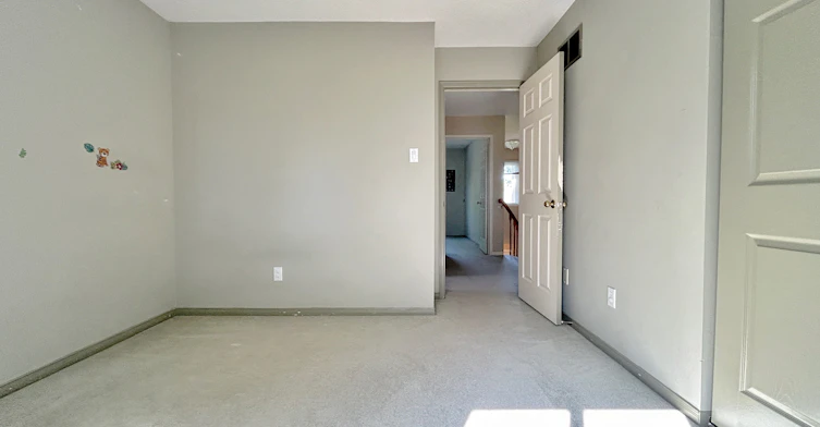 23 Haskell Crescent, Aurora, ON, L4G 5T4 - 25
