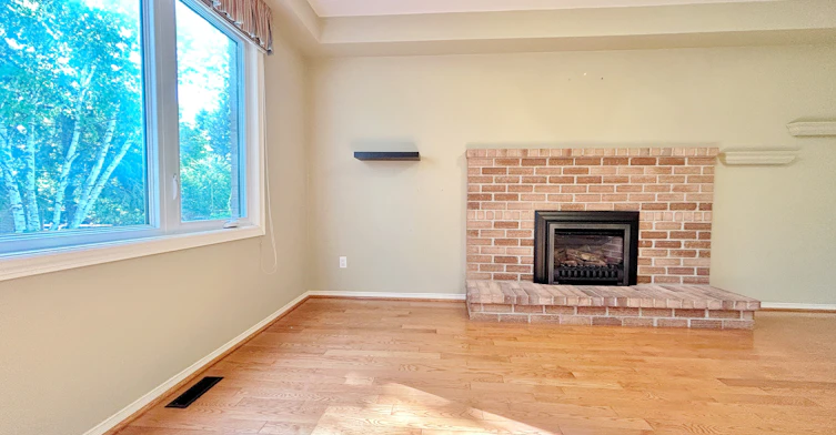 23 Haskell Crescent, Aurora, ON, L4G 5T4 - 10