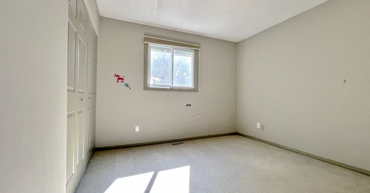 23 Haskell Crescent, Aurora, ON, L4G 5T4 - 24