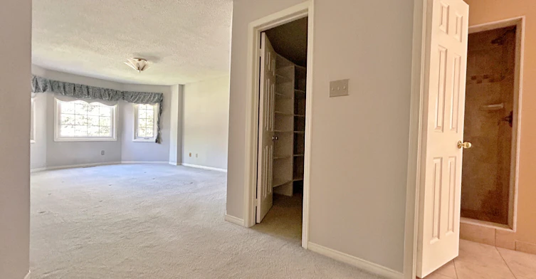 23 Haskell Crescent, Aurora, ON, L4G 5T4 - 16