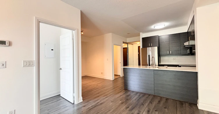 207-1 Uptown Drive, Markham, ON, L3R 5C1 - 17