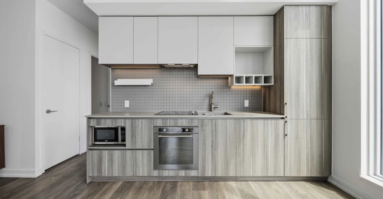903-898 Portage Parkway, Vaughan, ON, L4K 0J6 - 12