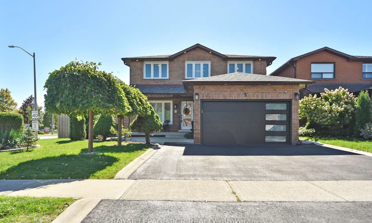 3 Jackman Crescent