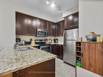 215-9255 Jane Street - 5