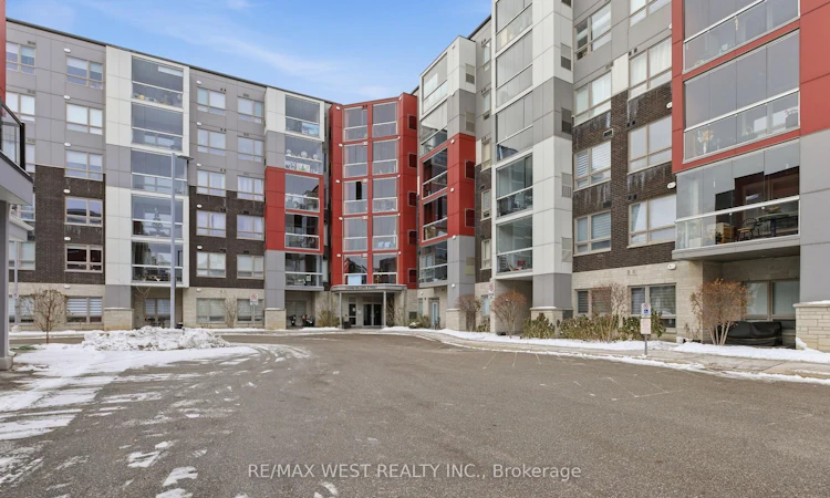 412-2 Adam Sellers Street